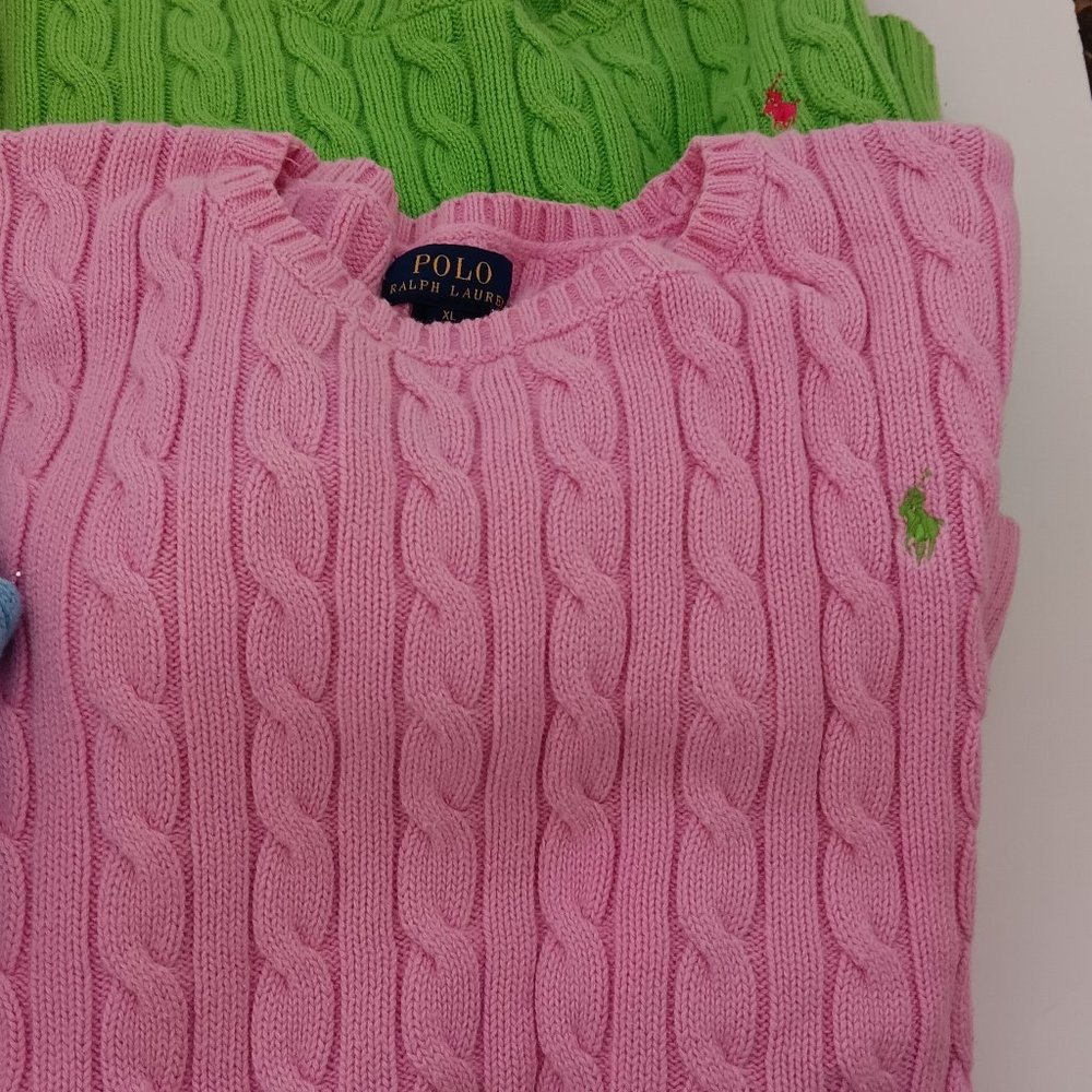 Cable knit pullover sweater